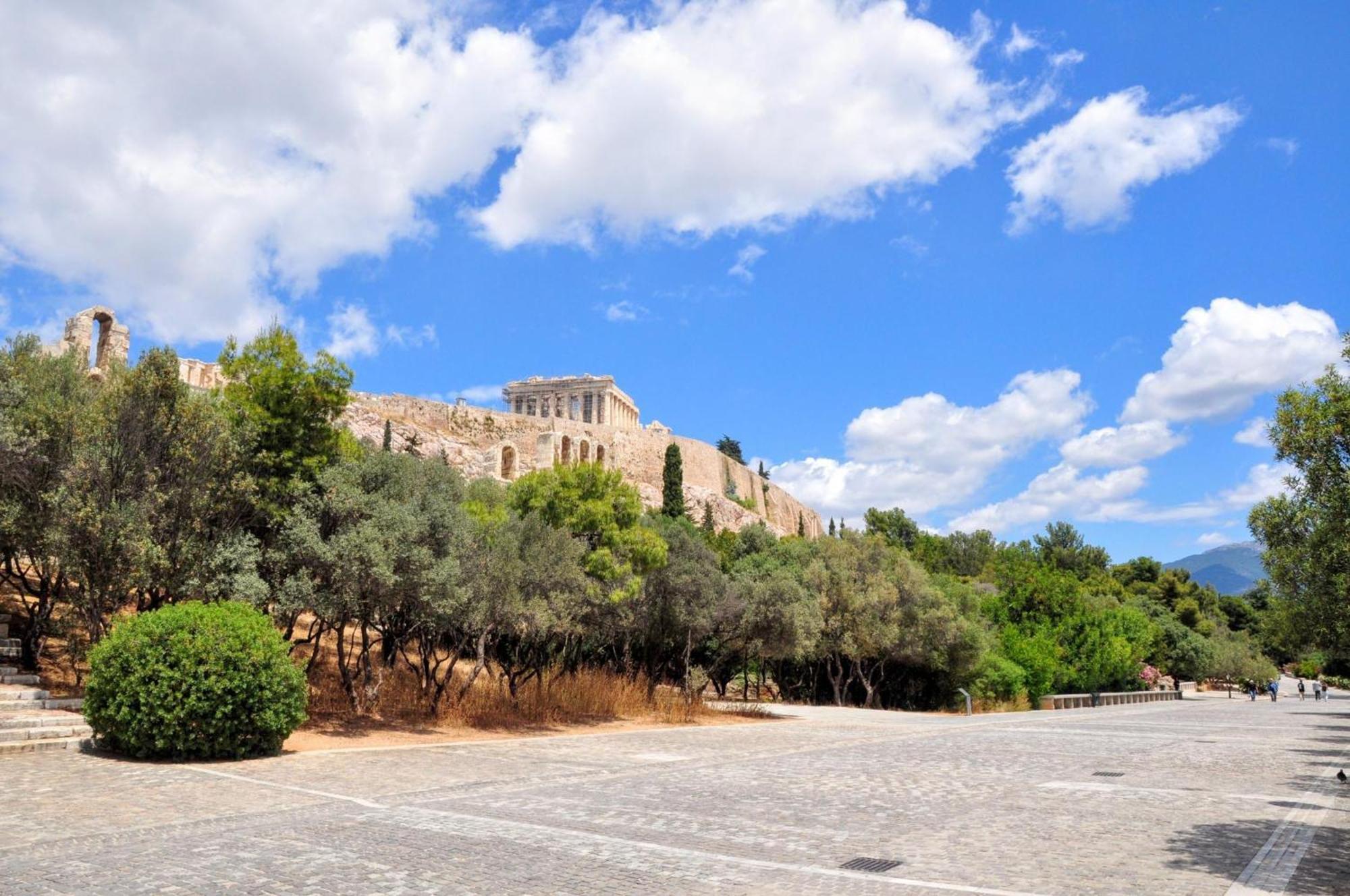 Elegant Apartment Under The Acropolis Афины Экстерьер фото