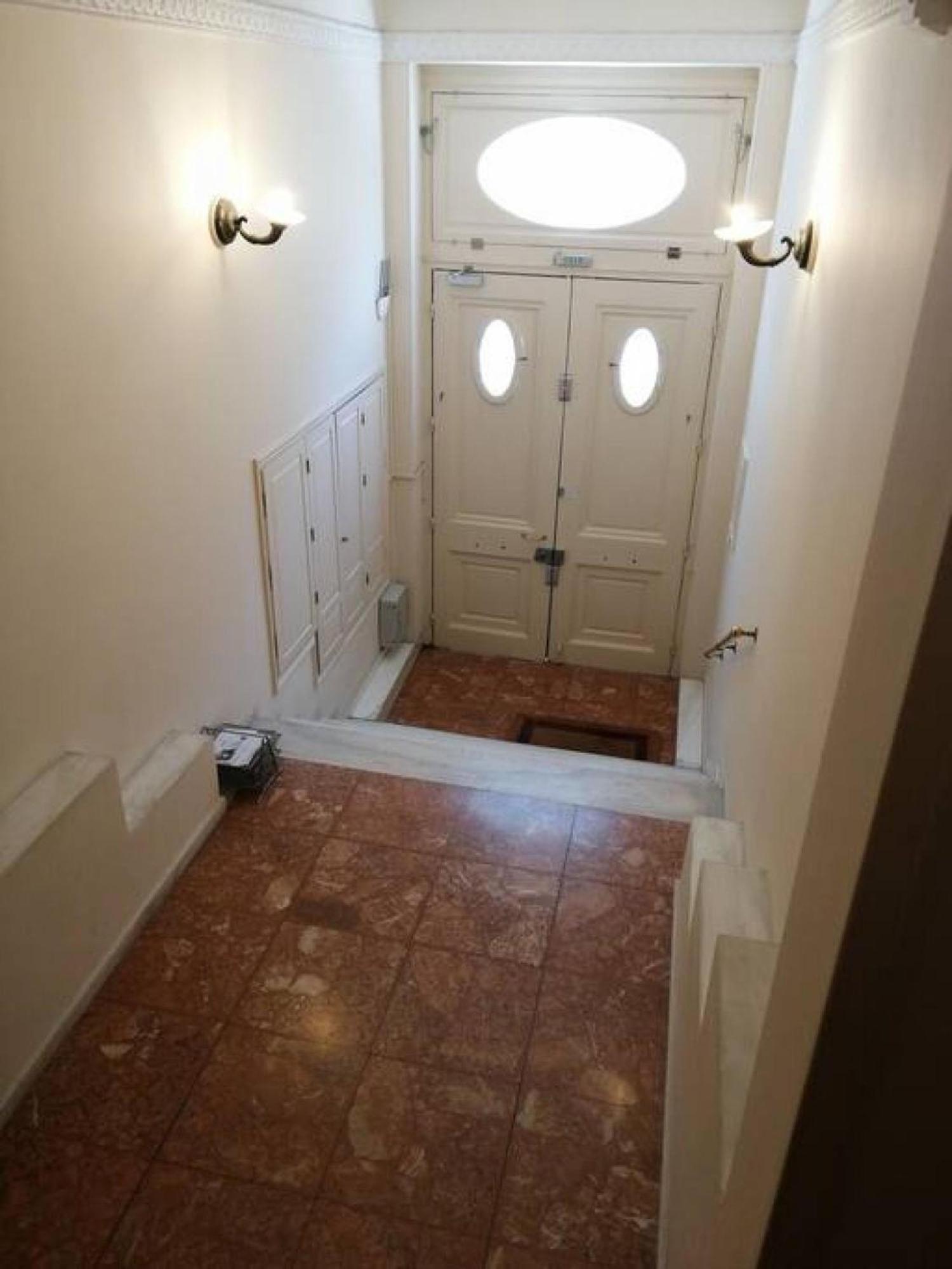 Elegant Apartment Under The Acropolis Афины Экстерьер фото